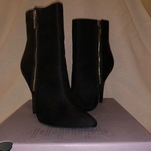 Jennifer Lopez Vaquera Black Ankle Boots